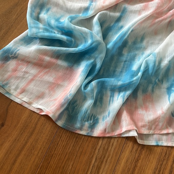 Tye Dye sarong - Picture 2 of 4